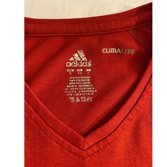 Sporty Red Climalite Athletic T-Shirt Adidas Performance Logo Tee Size S - Picture 3 of 4
